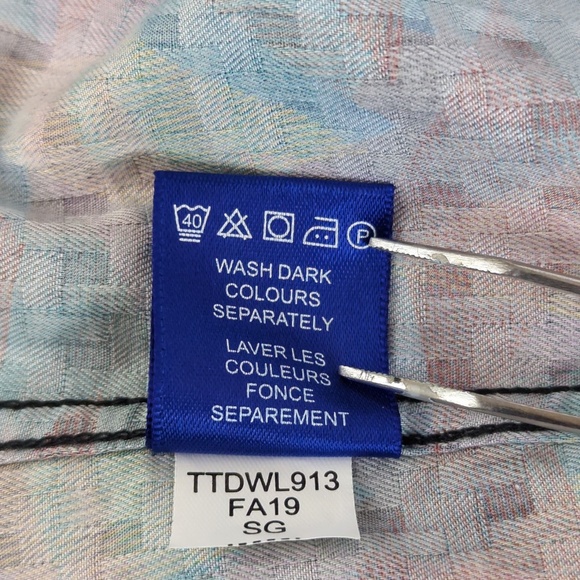 Jermyn & Bond Men’s Button Down Flip Cuff Geometric Print Shirt - Picture 13 of 13